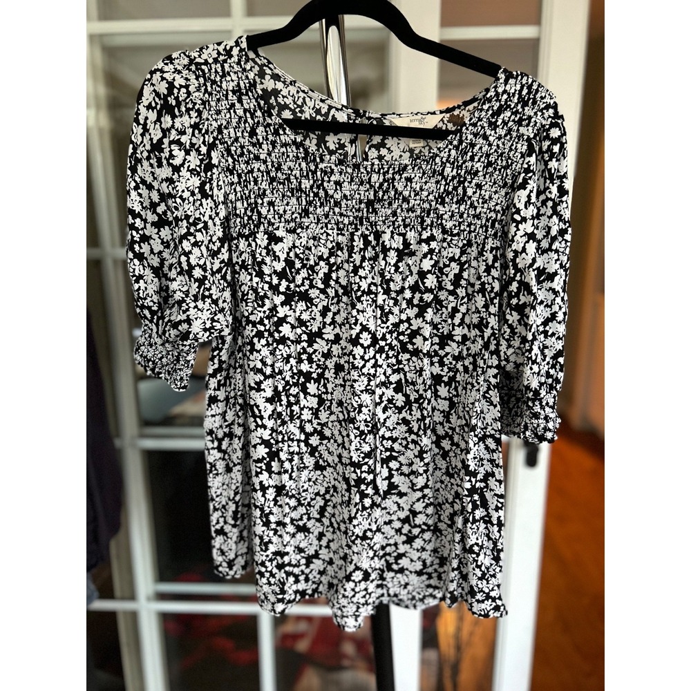 Terra & Sky Black White Floral Puff Short Sleeve Blouse 0X 14 EUC
